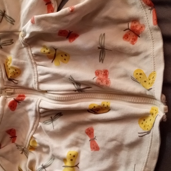 Carter's 3 Months Baby Girls Zip Up Hoodie with Butterfly design - Picture 4 of 8